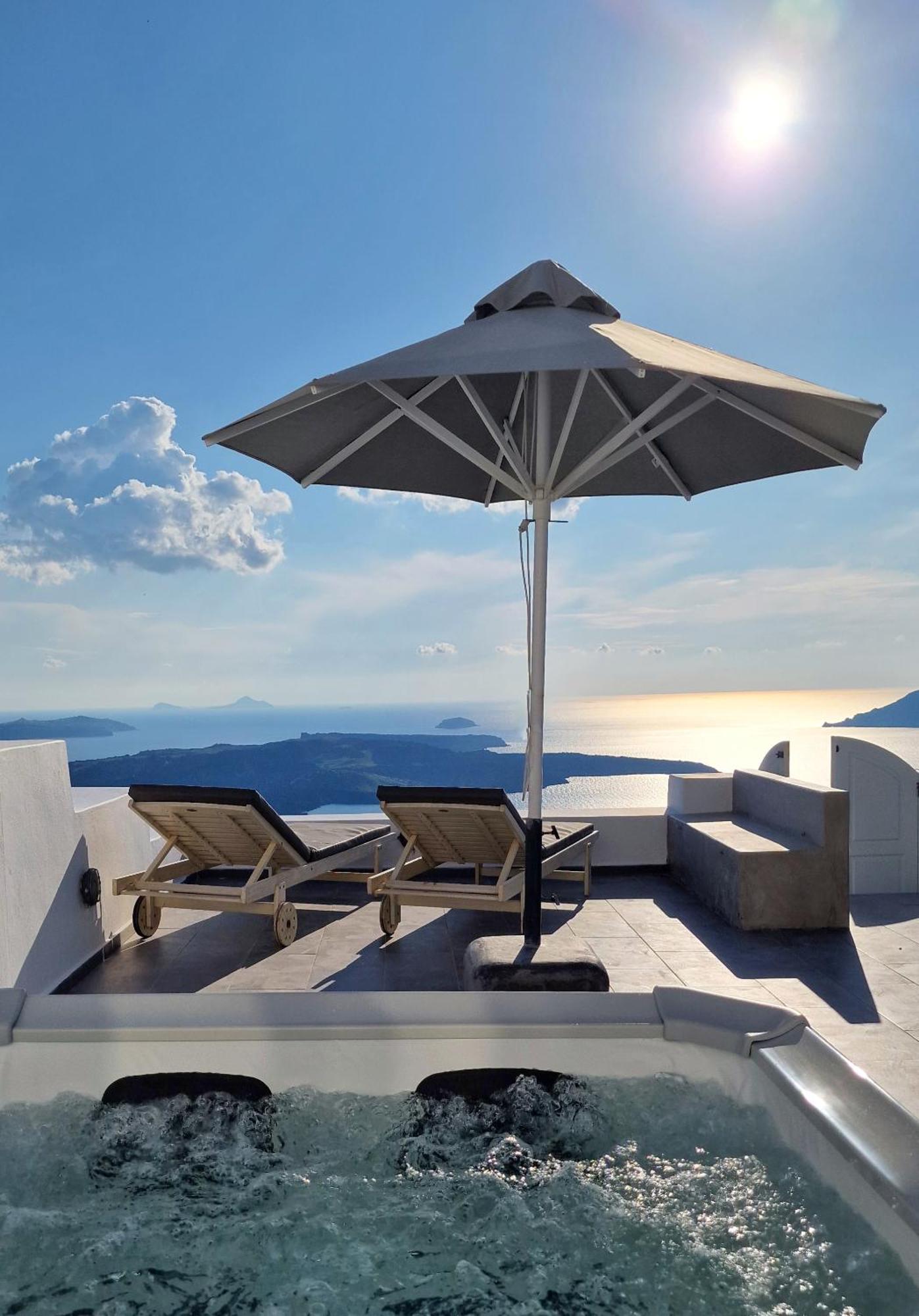 Villa Karpimo Horizon - Caldera View With Private Hot Tub Firostefani Exterior foto