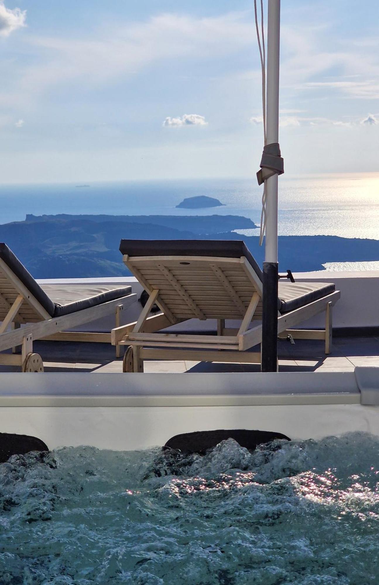 Villa Karpimo Horizon - Caldera View With Private Hot Tub Firostefani Exterior foto