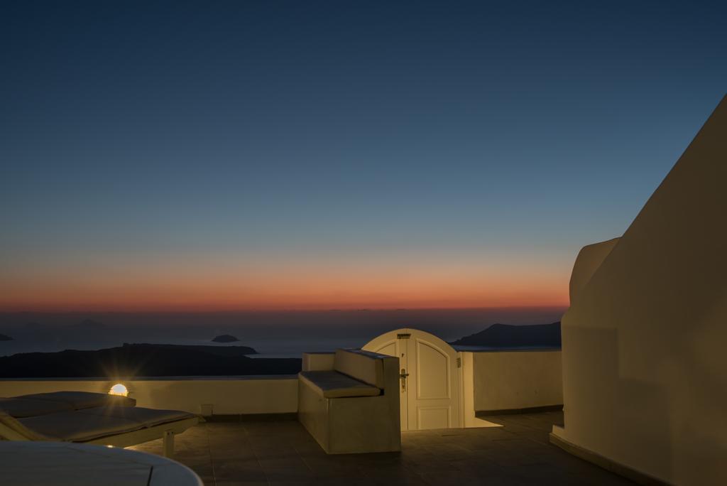 Villa Karpimo Horizon - Caldera View With Private Hot Tub Firostefani Zimmer foto