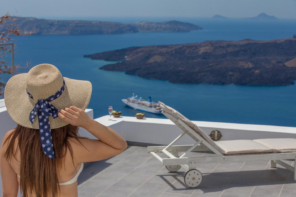 Villa Karpimo Horizon - Caldera View With Private Hot Tub Firostefani Exterior foto