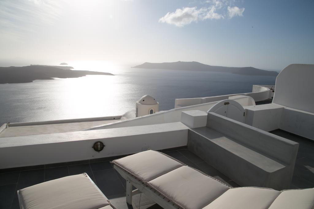 Villa Karpimo Horizon - Caldera View With Private Hot Tub Firostefani Exterior foto
