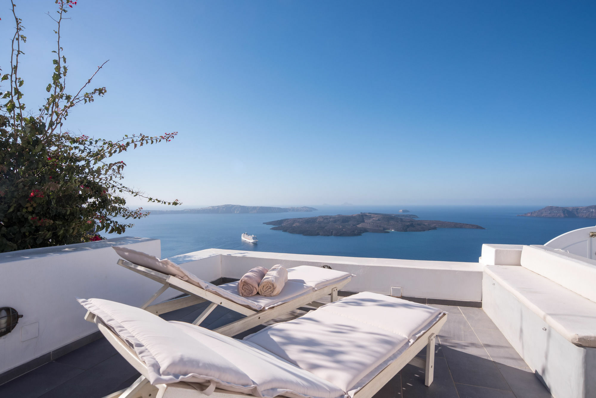 Villa Karpimo Horizon - Caldera View With Private Hot Tub Firostefani Exterior foto